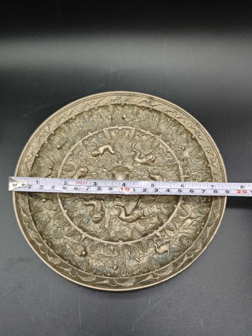唐時代　貼銀鍍金海獣葡萄紋鏡(E-26)