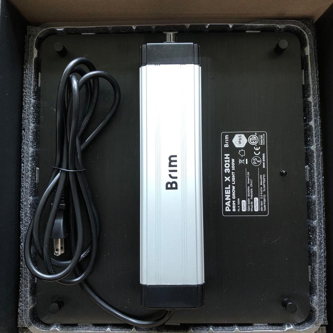 PANEL X PL-X 301H 4000K-4300K １つ