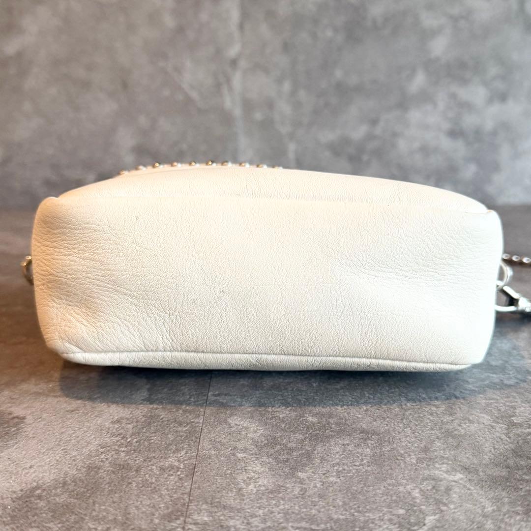 ⭐️ジェイアンドエムデヴィッドソン⭐️ペブル チェーン ショルダーバッグ ホワイト