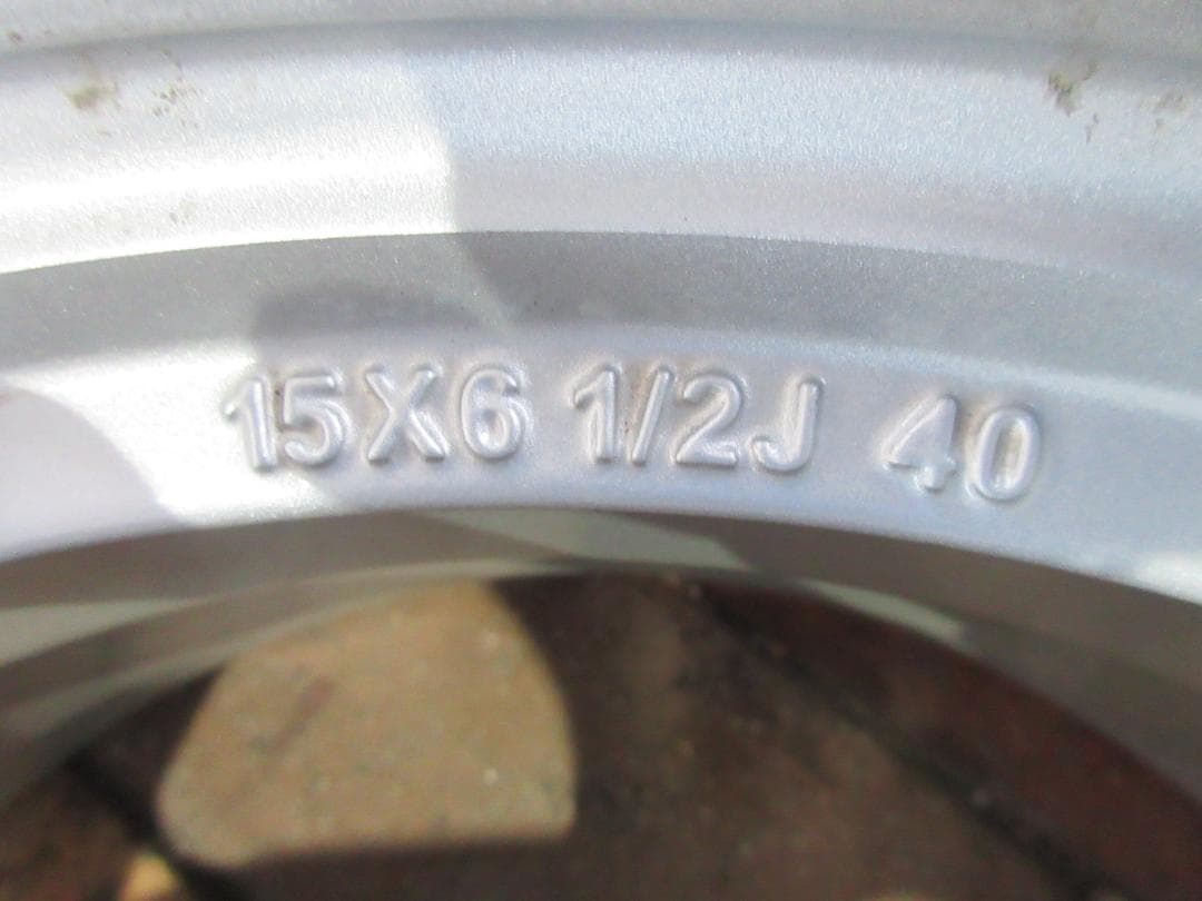 タスク！ 50プリウス純正 15インチホイール 良品4本組 A