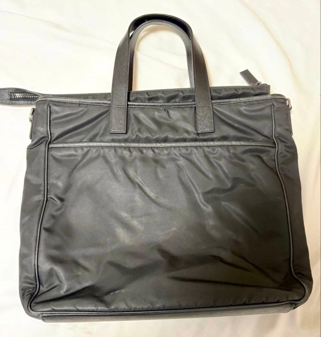 定価42万円　PRADA サフィアーノ　ビジネスバッグ