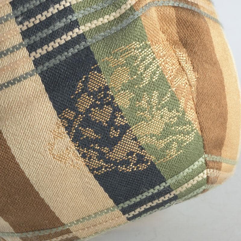 茶道具　塗師　安田春仁作　老松茶入　仕覆付　共箱　V　9691