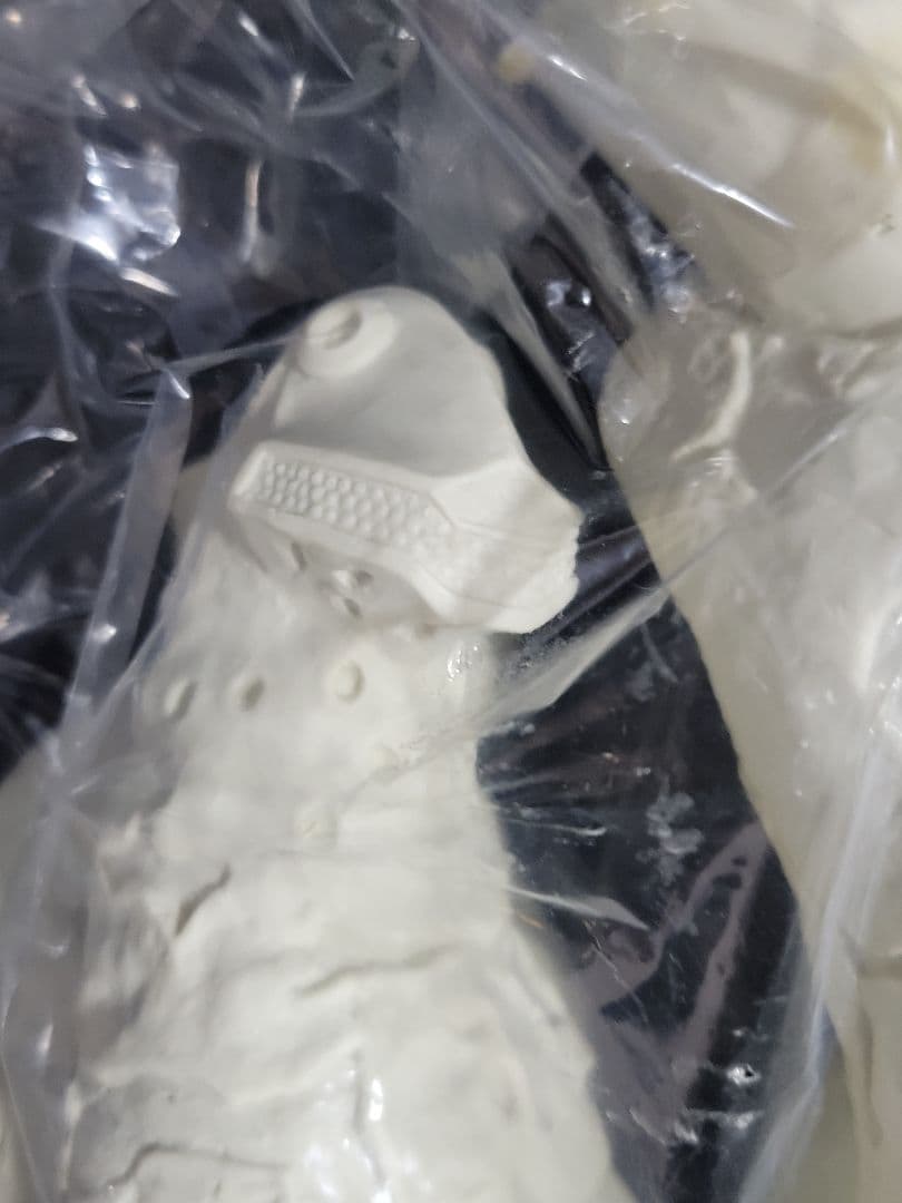 ビリケン商会 『宇宙怪獣 エレキング』ソフビ組立キット