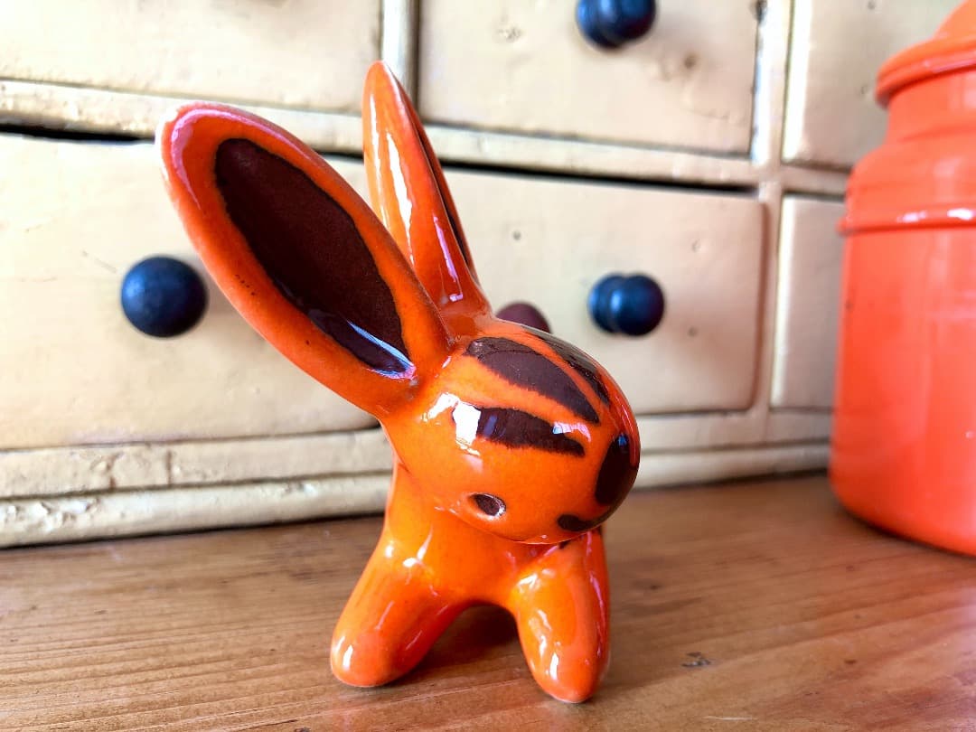 C*N様 イギリス製　ヴィンテージ　陶器　うさぎ　小物入　アンティーク　ホーロー