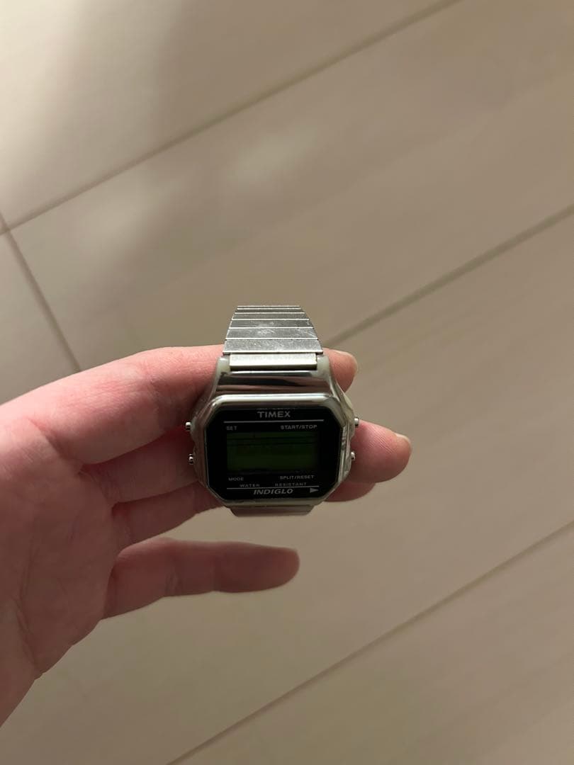 supreme Timex Indiglo デジタル腕時計