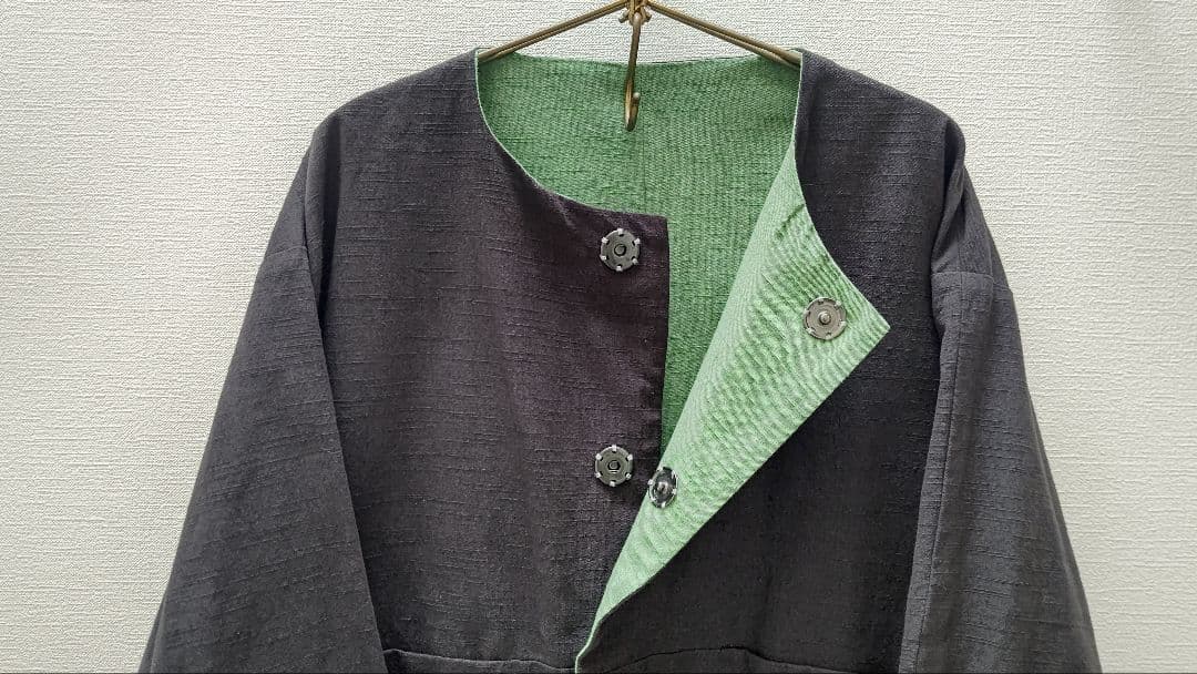 【美品】ヤンマ産業　会津木綿リバーシブルコート ロング丈《スミクロ×よもぎ》