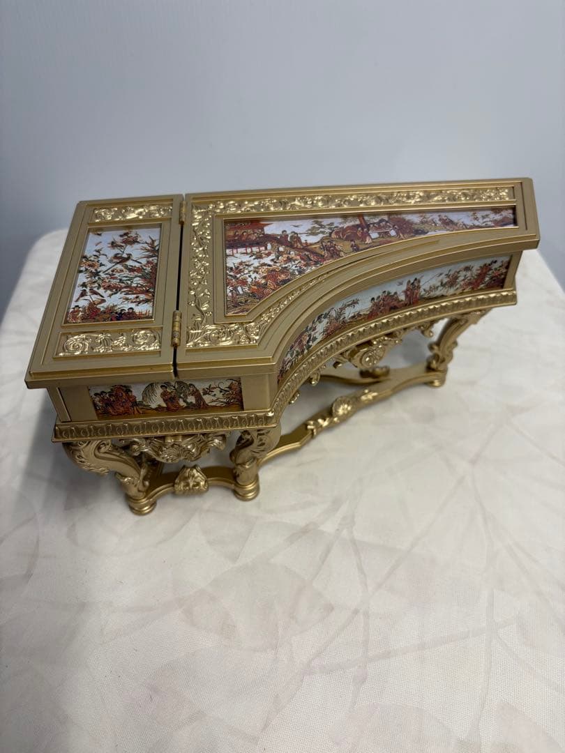 ピアノ型オルゴール✨ガハハ本舗お宝雑貨市✨