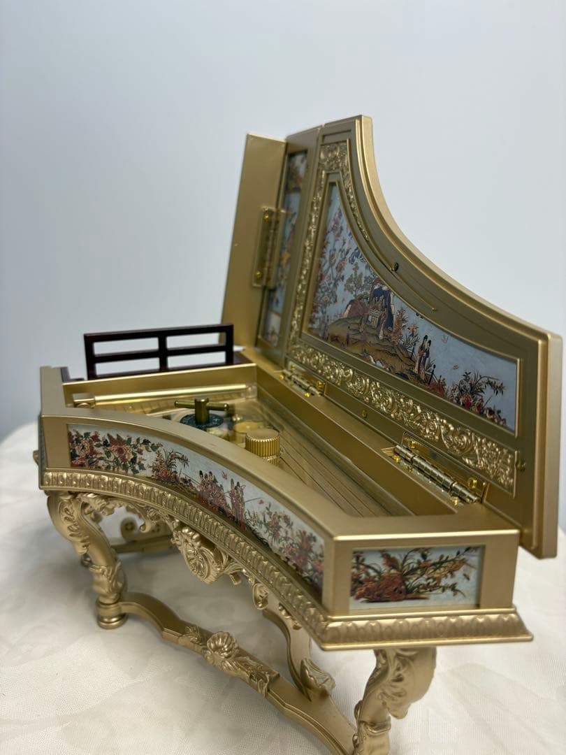 ピアノ型オルゴール✨ガハハ本舗お宝雑貨市✨