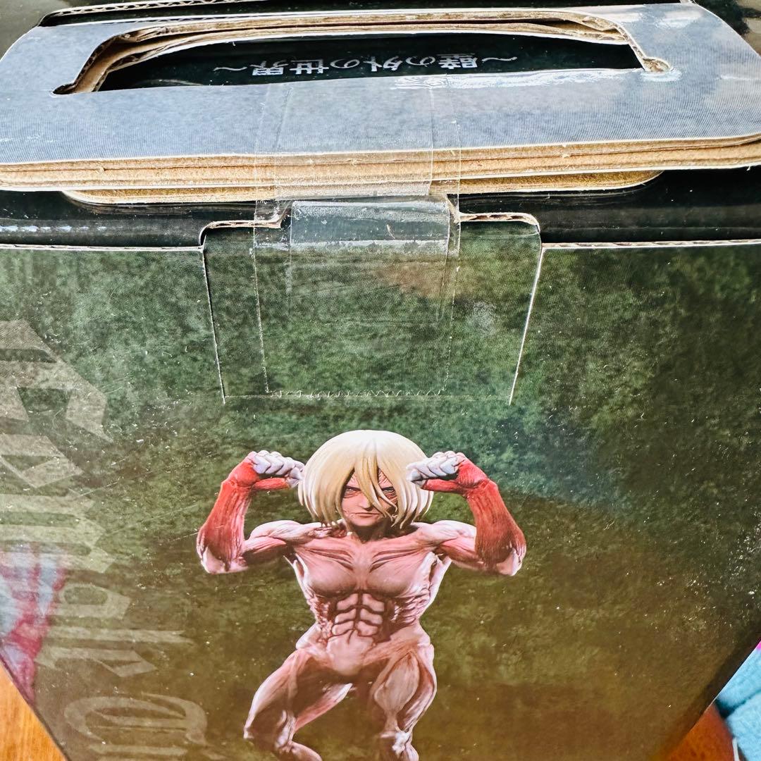 新品未開封国内正規品一番くじ 進撃の巨人 〜壁の外の世界〜 A賞 女型の巨人