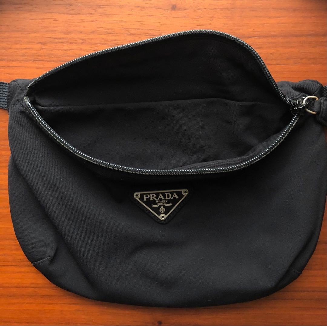 PRADA プラダ　ウェストポーチ　黒　中古