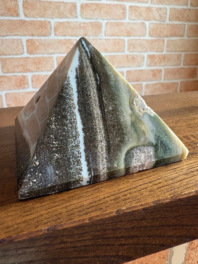 SALE オーシャンジャスパーピラミッド　497g