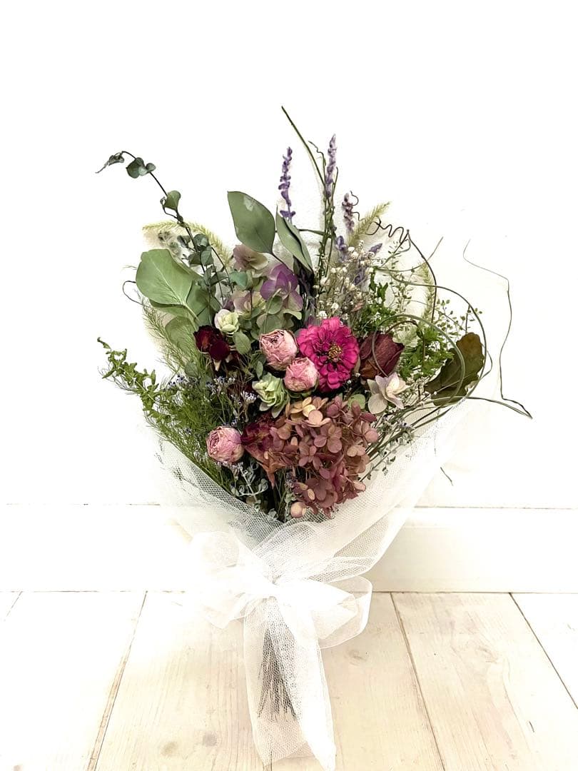 ピンクの薔薇の花束　ドライフラワースワッグ　プレゼントにも〜