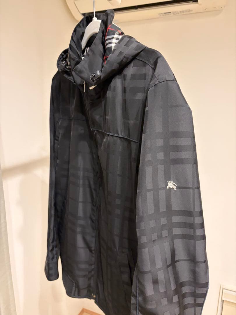 ナイロンジャケット ブラック チェック柄