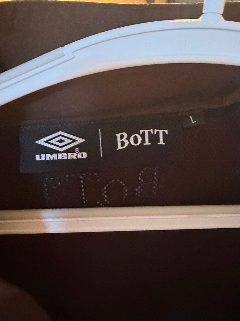 UMBRO BoTT ナイロンジャケット L ブラウン