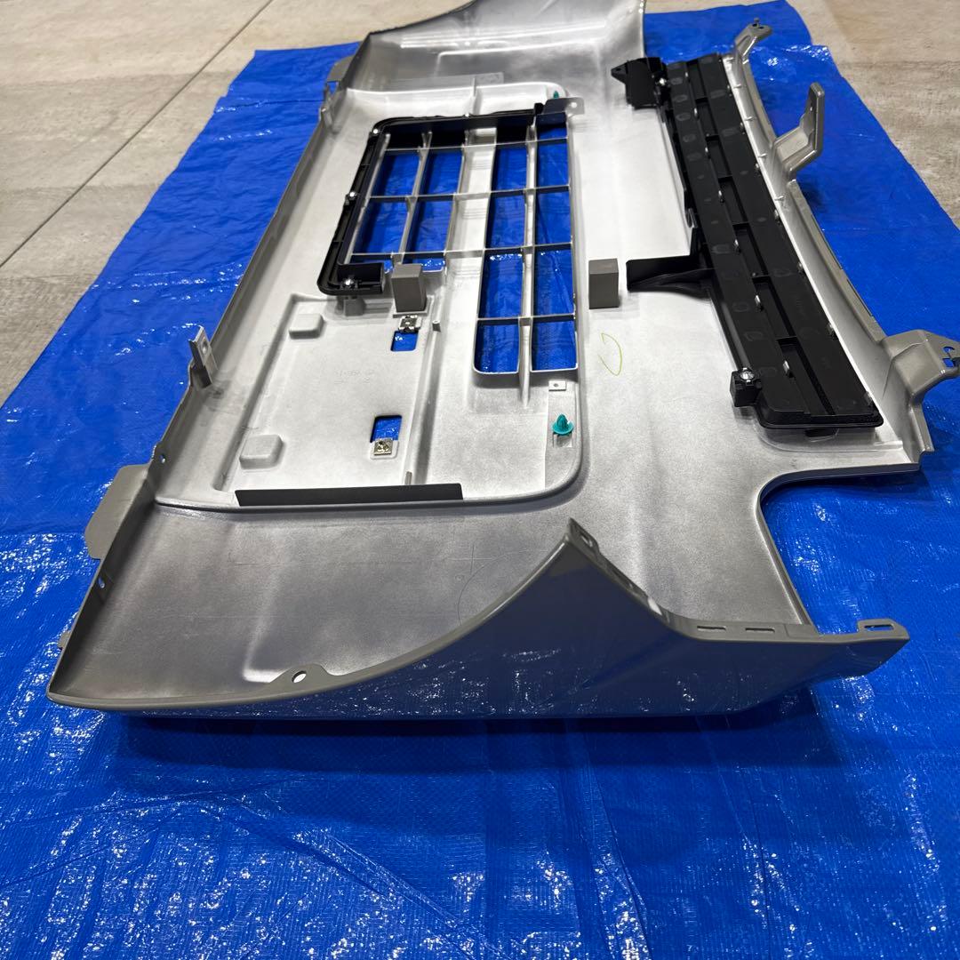 da17v エブリイバン フロントバンパー 新品同様 送料込み