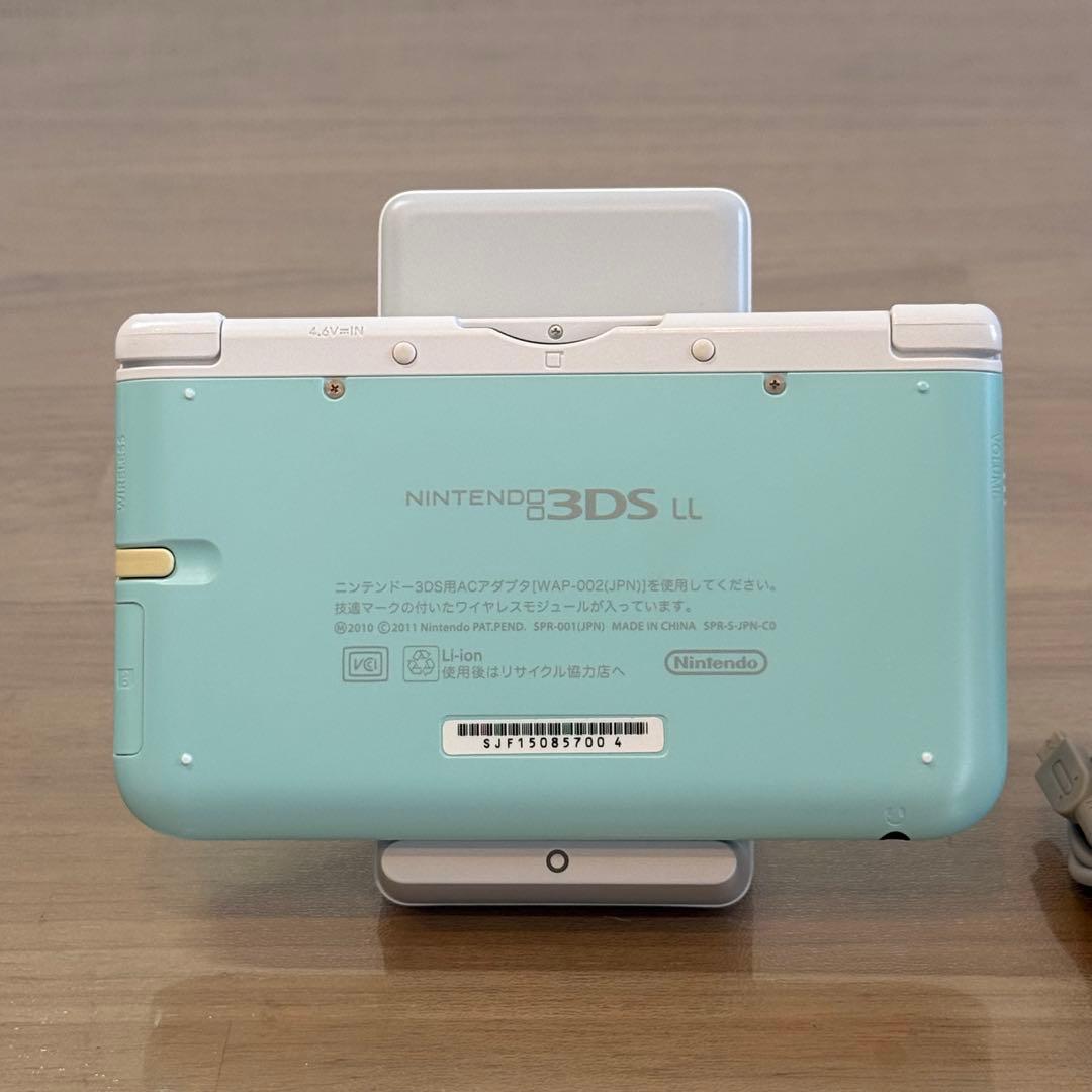 7-058 ニンテンドー3DS LL ミント×ホワイト 箱付き