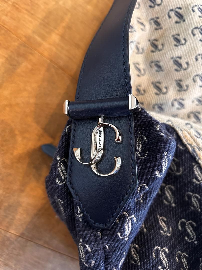 ジミーチュウ JCロゴ ジャカード ホーボーバッグ