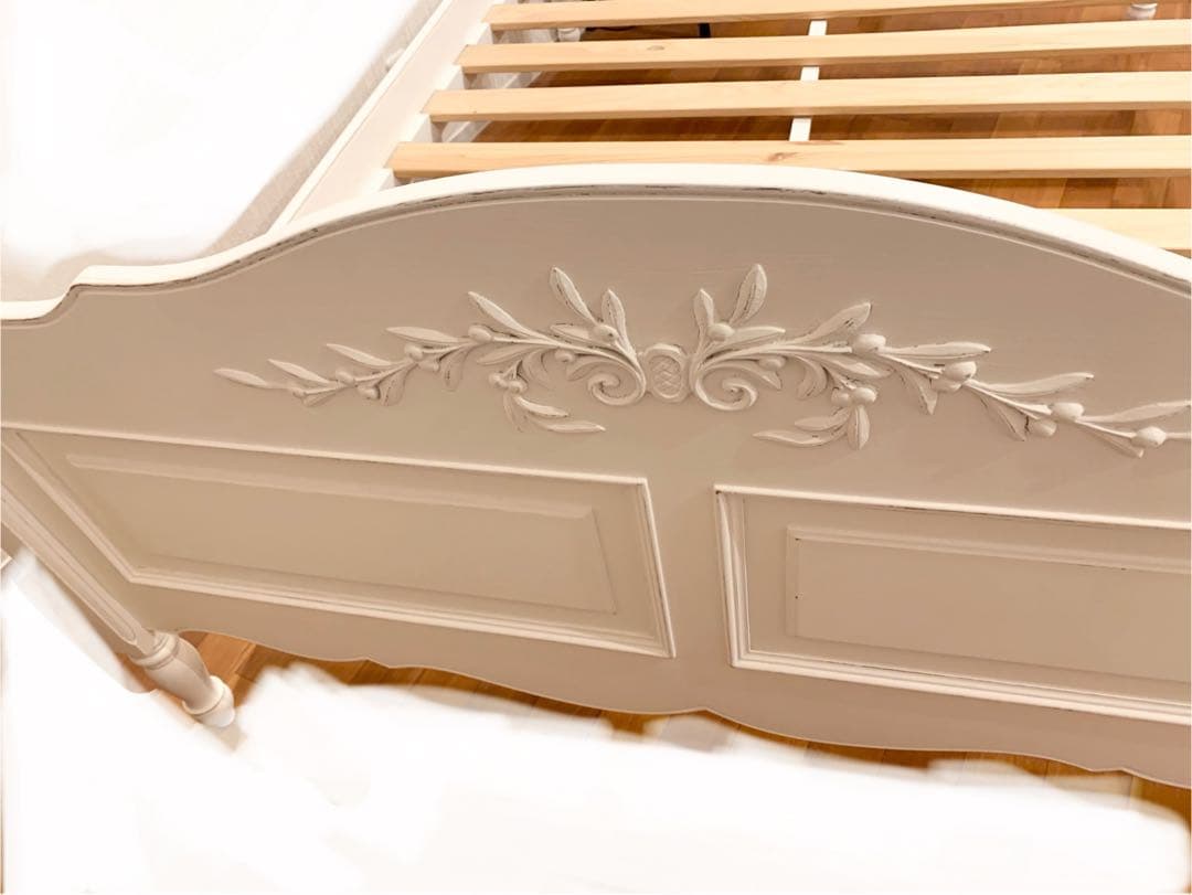 カントリーコーナー　ロマンスダブルベッド　シャビーホワイト　フレンチ家具　木製