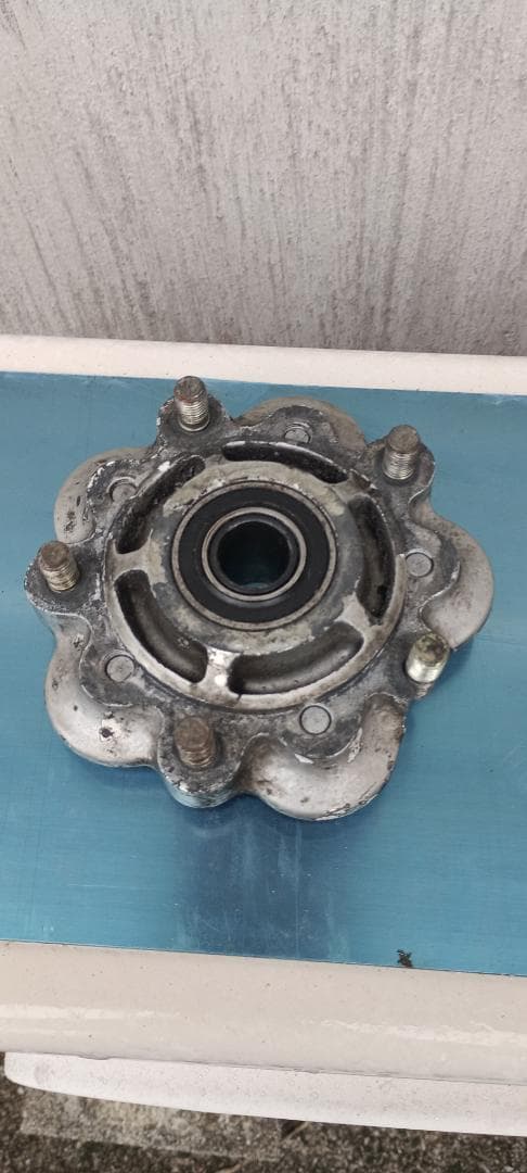 87`GSX-R1100用 ヨシムラマービックマグホイール