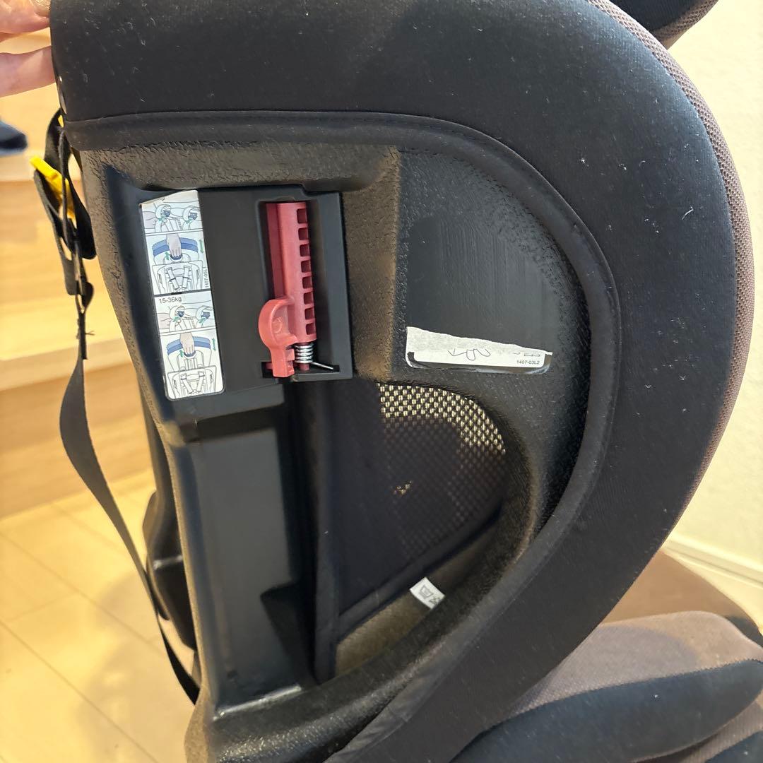 RECARO チャイルドシート ブラウン