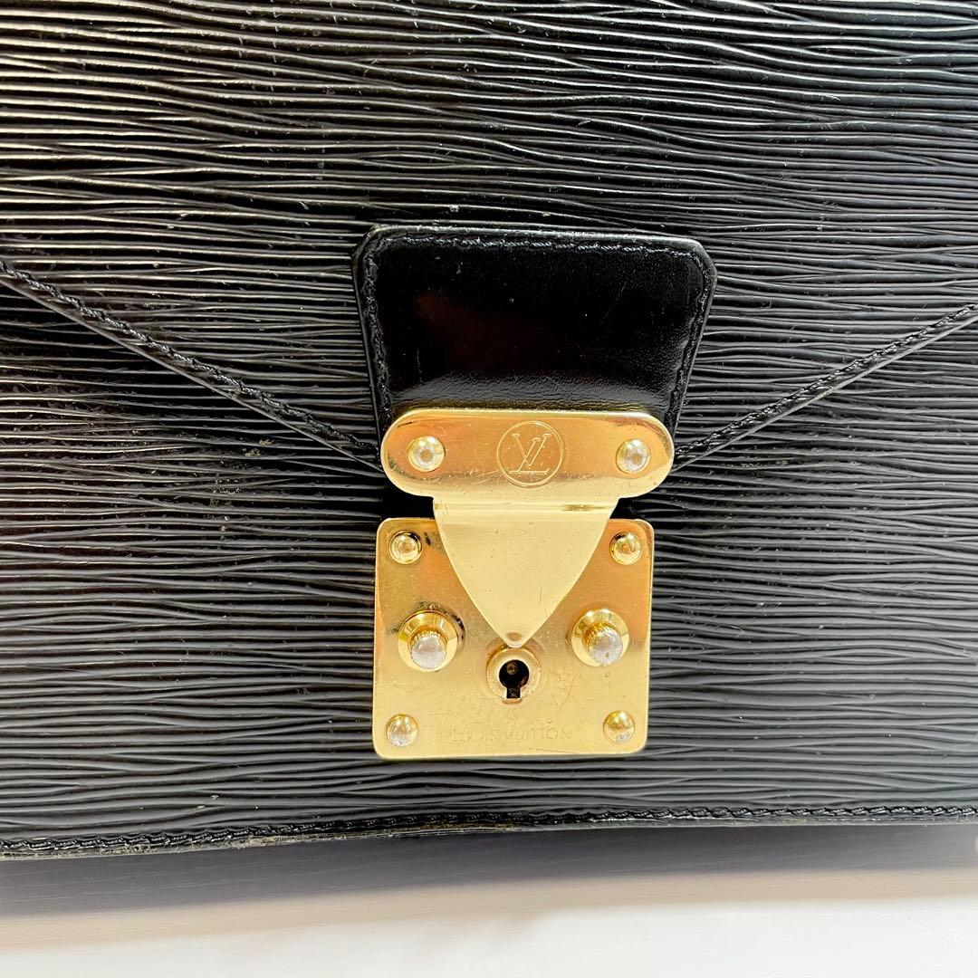 【訳あり】ヴィトン エピ モンソー M52122 ブラック