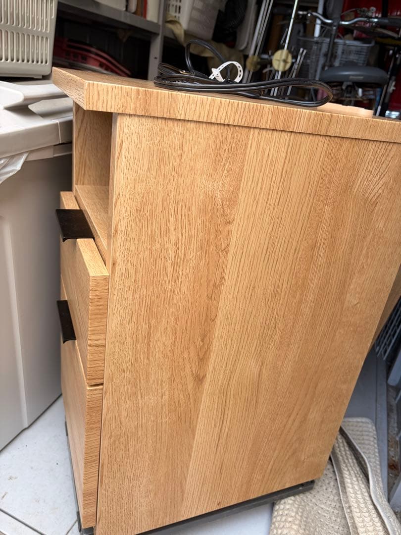 ニトリ木目調のサイドテーブル2引き出し付き