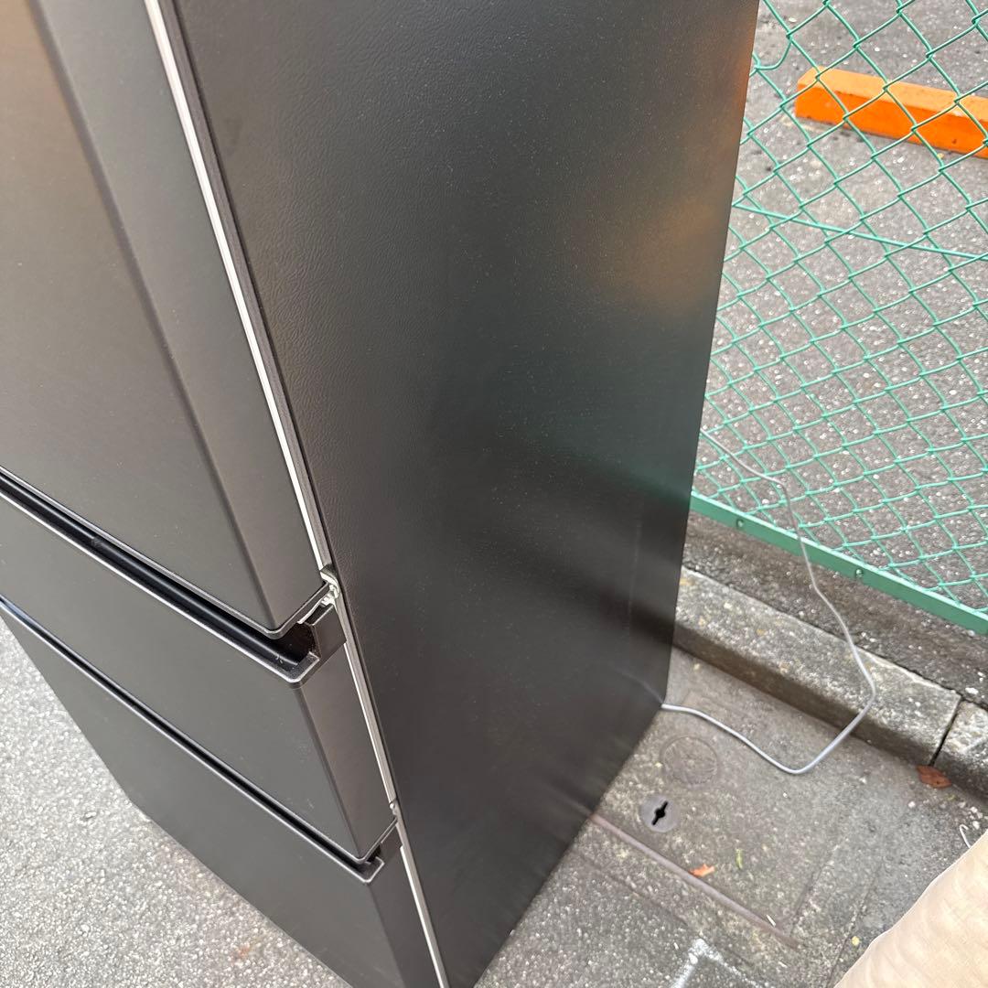 冷蔵庫　TOSHIBA GR-V33SC 2024年製