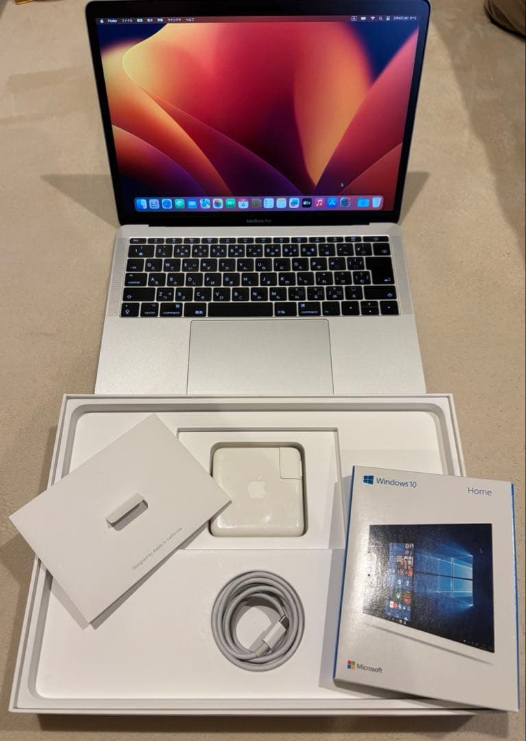 【美品】MacBook Pro 2017 13インチWindows10付