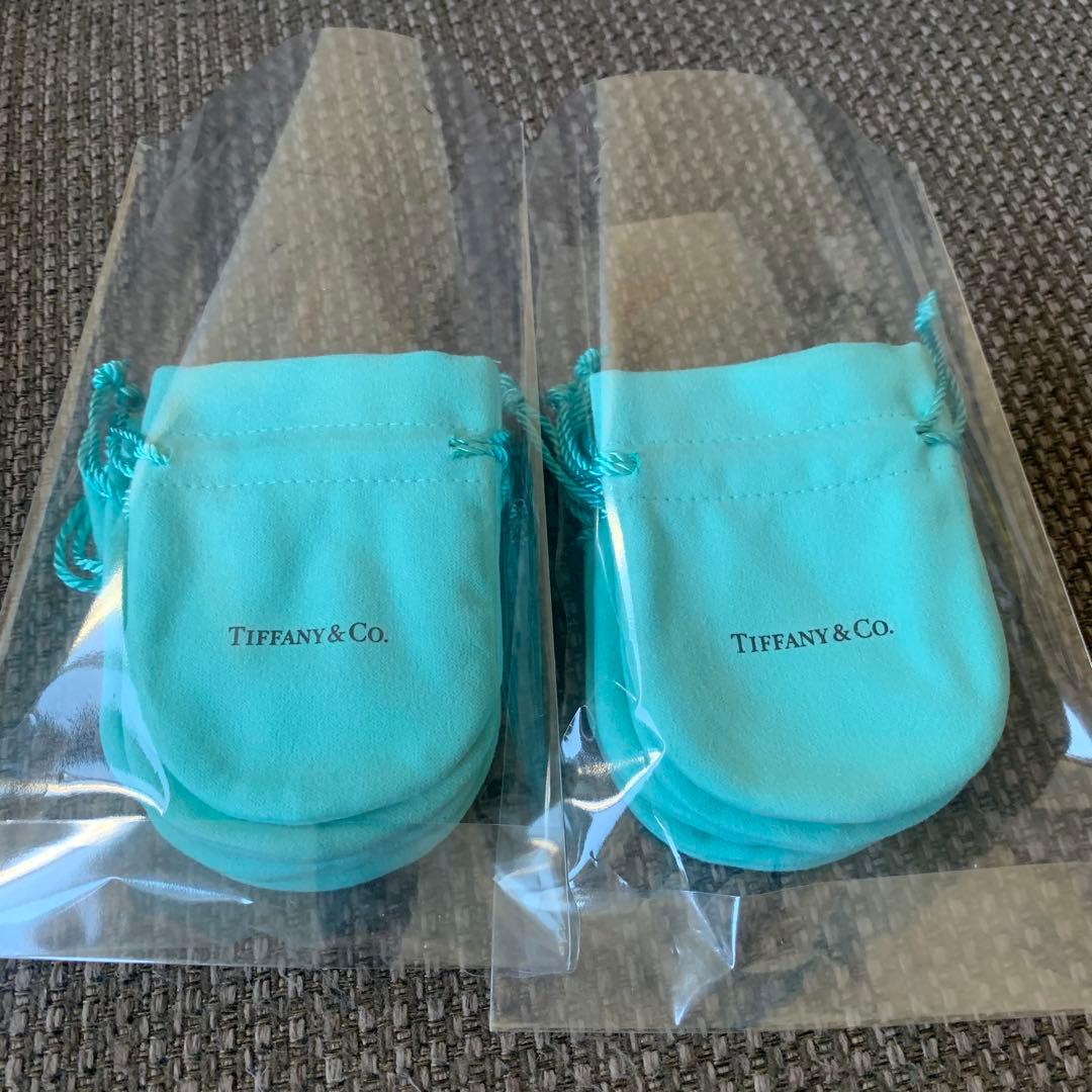 新品同様　国内現行品ティファニー巾着10枚セット