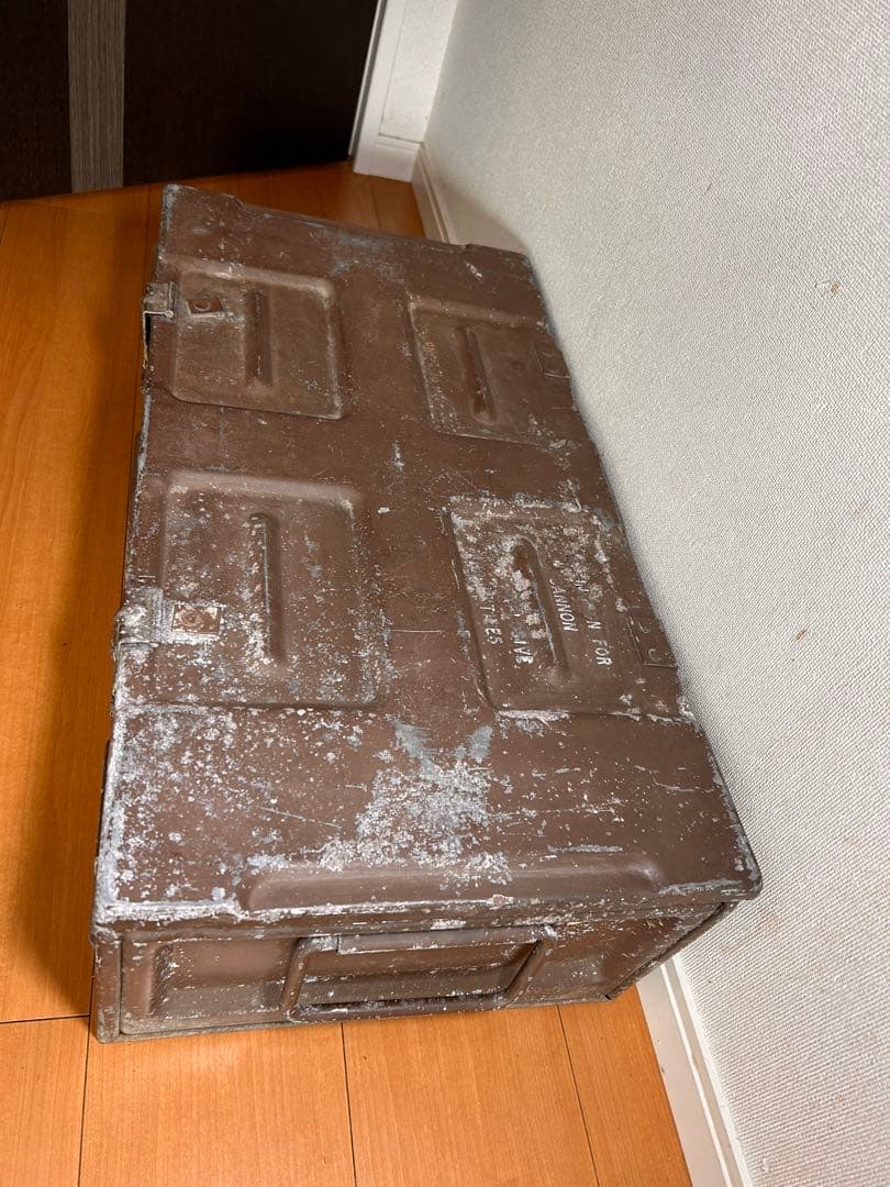 激レア　特大弾薬庫　軍モノ