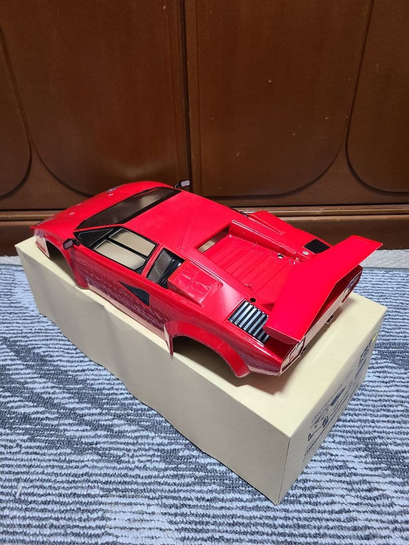 タミヤ 1/10 RC カウンタックLP500Sボディ(レッド)