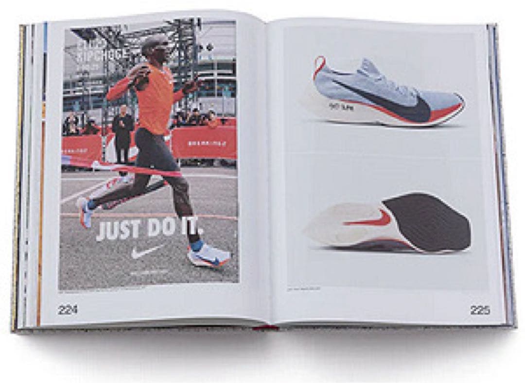 Nike  Form Follows Motion / ヴィトラ・デザイン　洋書