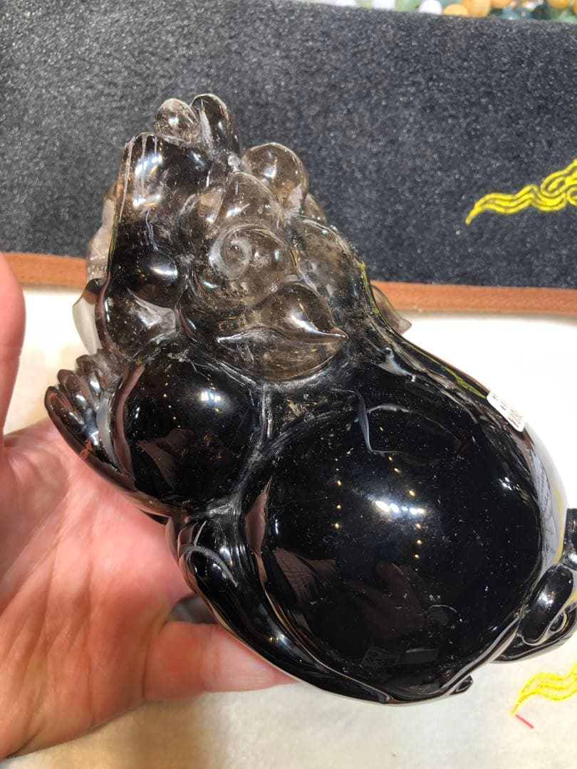 高品質　チベット産　モリオン貔貅　手彫り　置き物　天然石　パワーストーン　風水