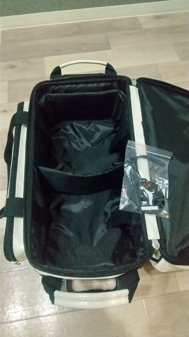 す*し様 MOTIV ボウリング用キャリーバッグ 2個