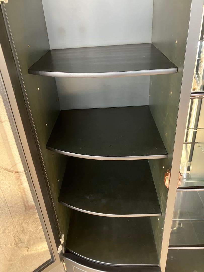 【★Boss★】大容量 ガラス扉付き食器棚 ブラック