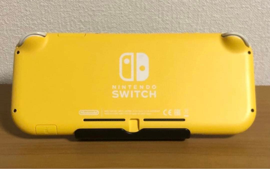 Nintendo Switch Lite スイッチライト イエロー ケース付