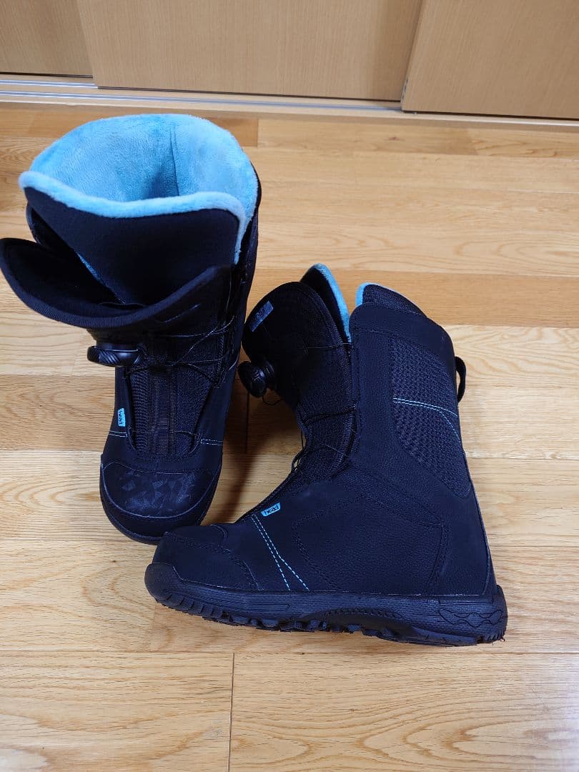 HEAD THERMO FIT 女性用スノーボードブーツ