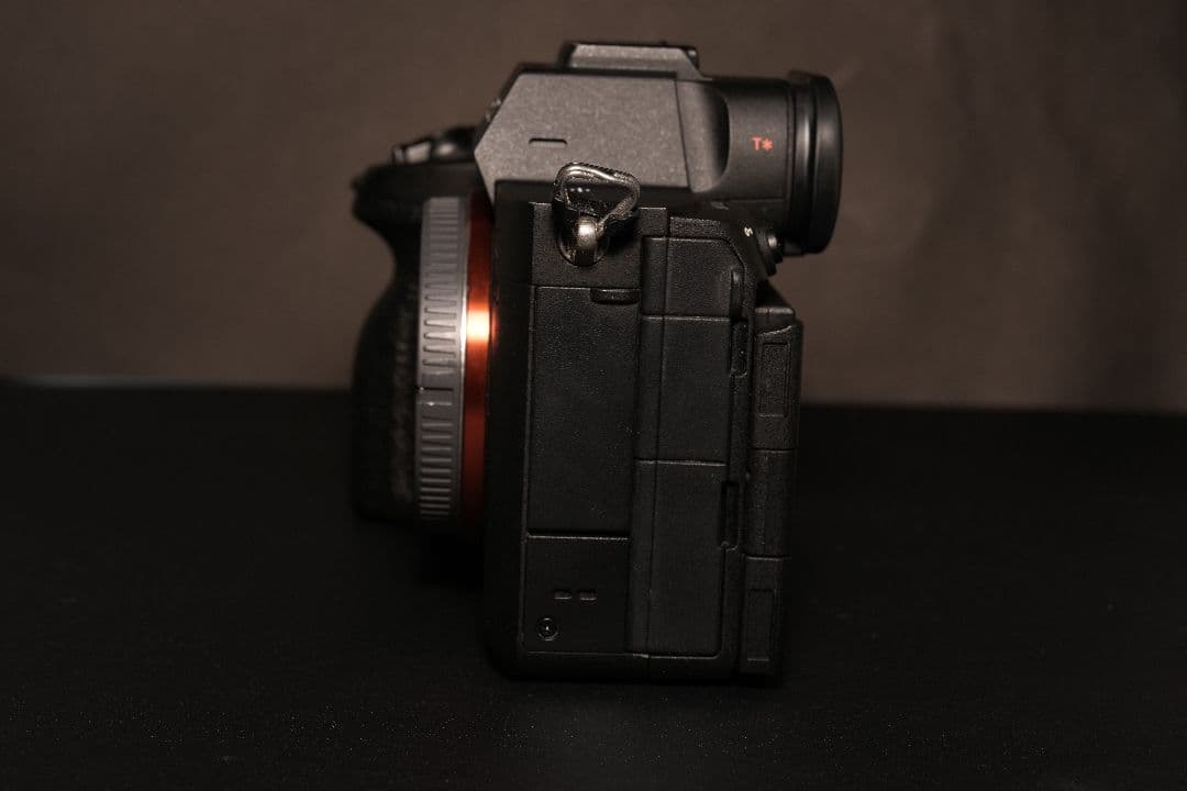 Sony α7R V ミラーレスカメラ 本体と付属品