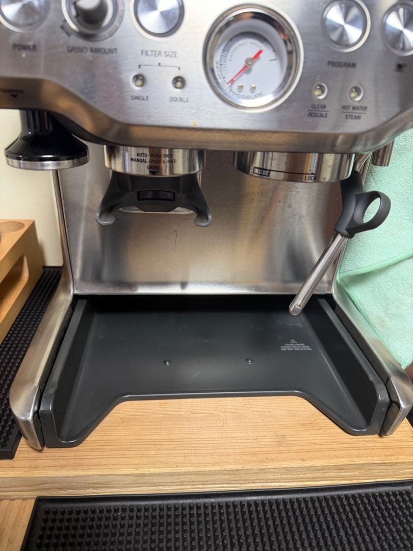 中古エスプレッソマシン Breville BES870XL/B