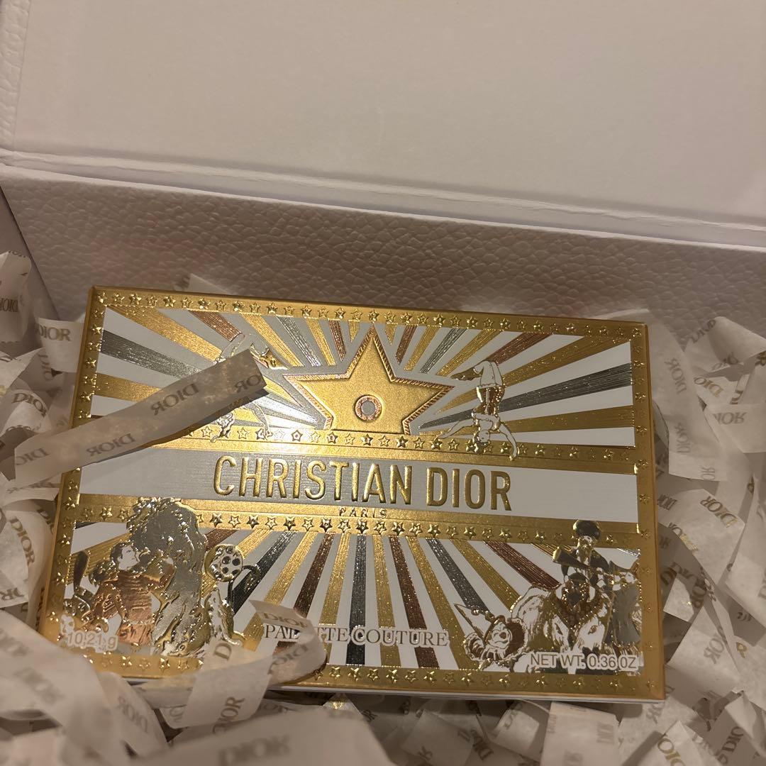 Dior クチュール アイ パレット(ホリデー コレクション 2025 限定品)