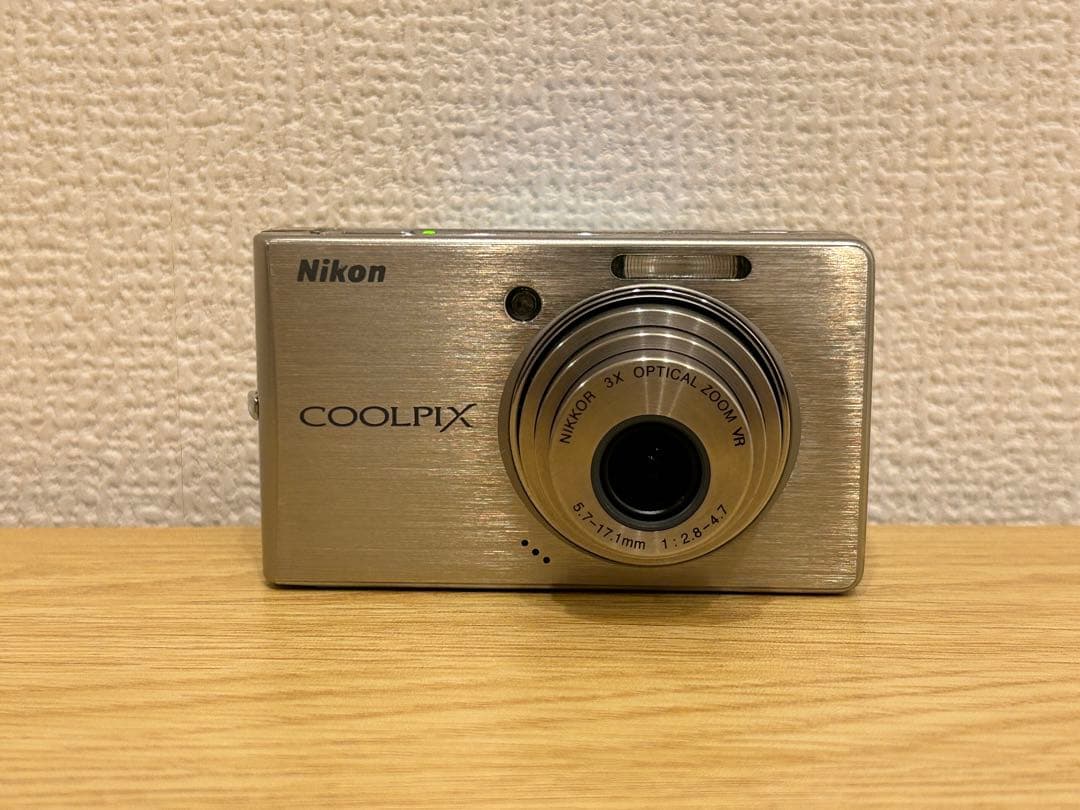 デジタルカメラ NIKON COOLPIX S500
