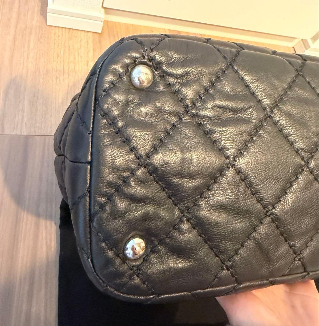 2日間のみ出品。激特価！CHANELシャネルカーフスキンチェーンショルダーバック