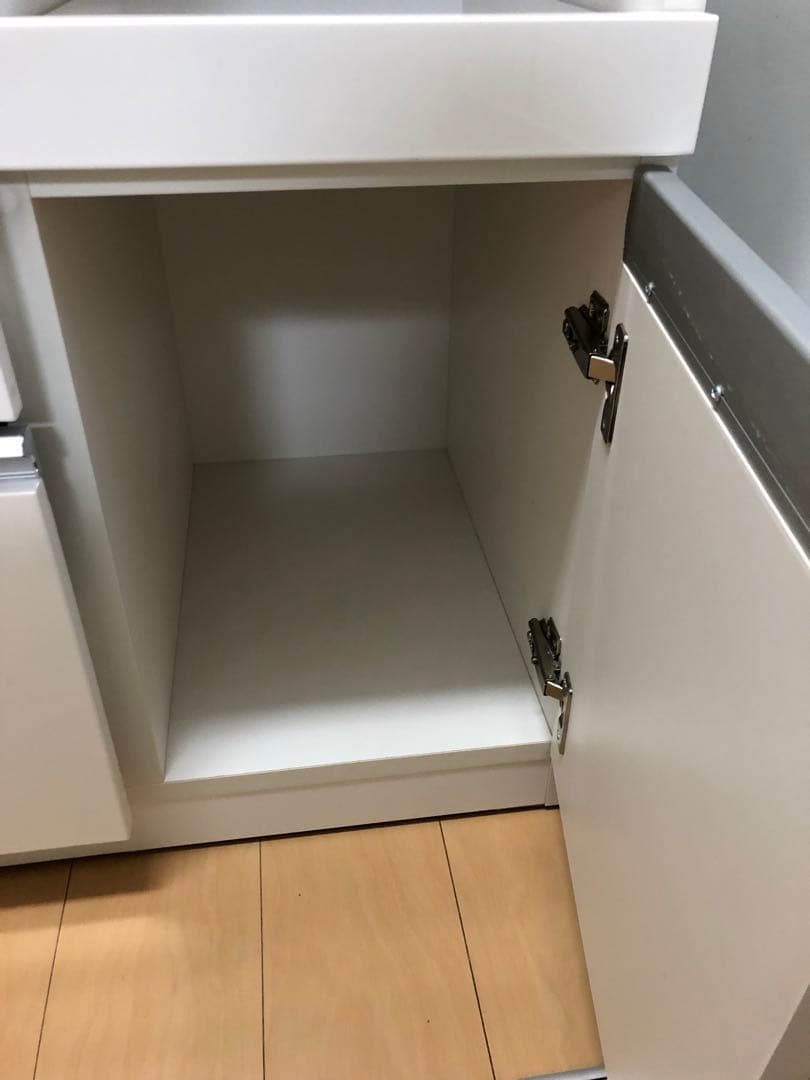 【送料込み】ニトリ　キッチンカウンター　食器棚