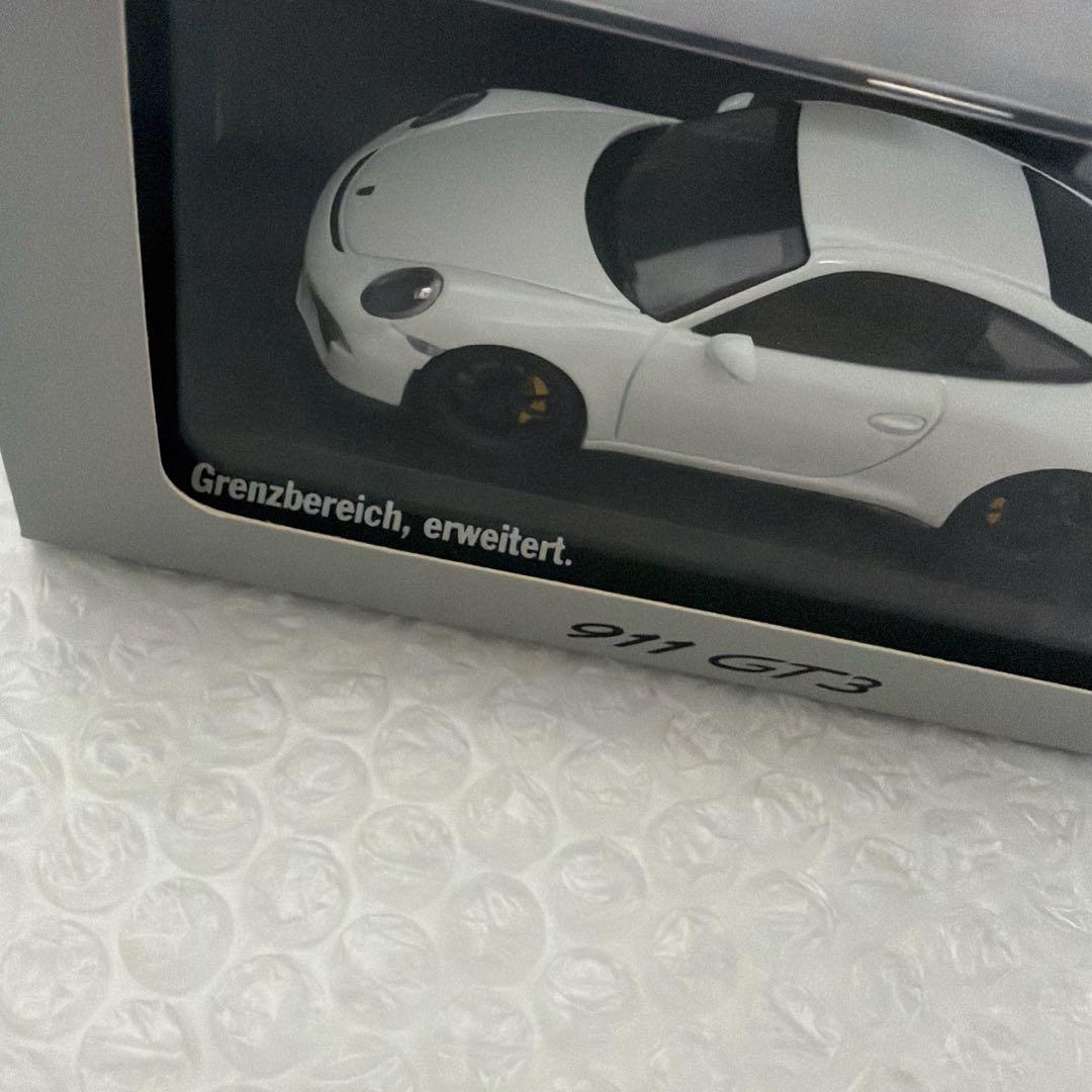 ミニカー 1/43 Porsche 911 GT3 / PMA