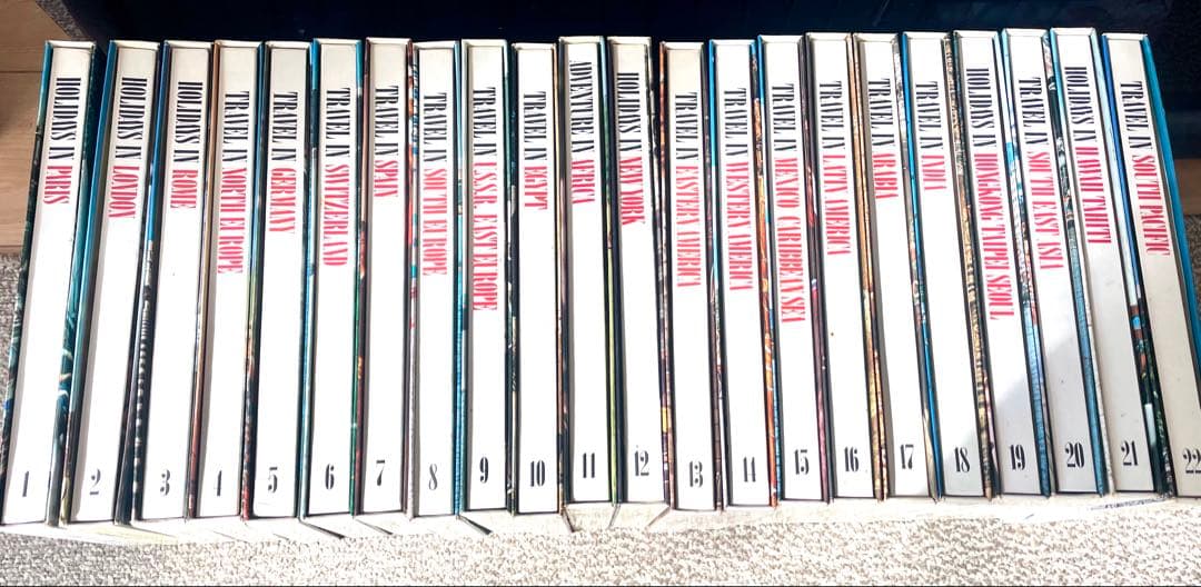 古本　世界トラベルブック　22巻セット　おしゃれ　歴史　holidays in