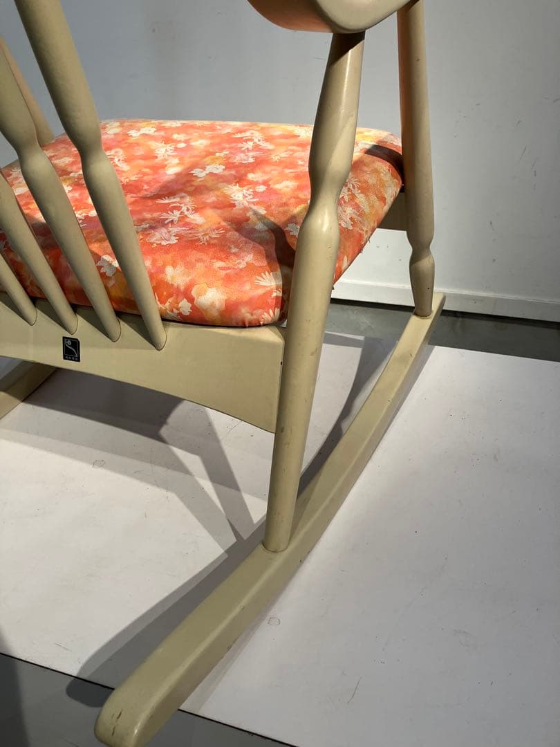 オールド、鳥取家具、ロッキングチェア、昭和レトロ、和モダン、キツツキ、日進木工、