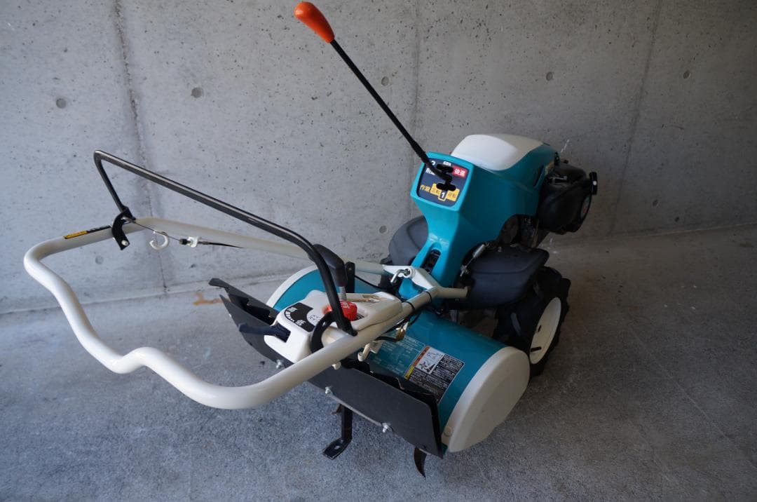 KUBOTA　クボタ　耕運機　管理機　TRS60　動作確認済！綺麗　引取限定！