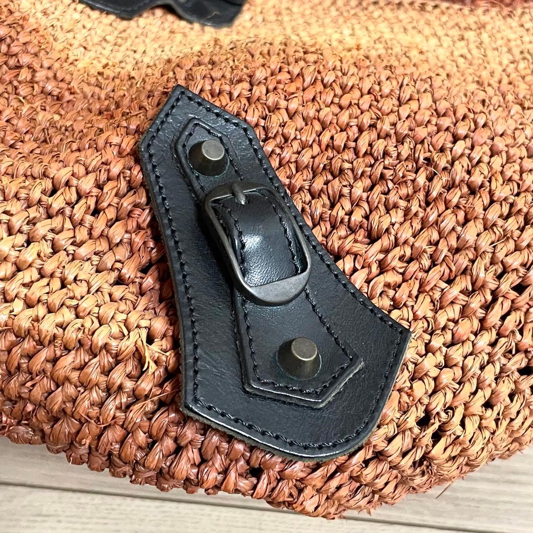 バレンシアガ　カゴバッグ　トートバッグ　ラフィア　シティ　ミラー　編み込み