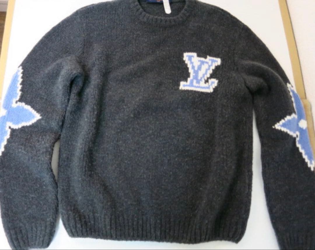 LOUIS VUITTON ダークグレー セーター