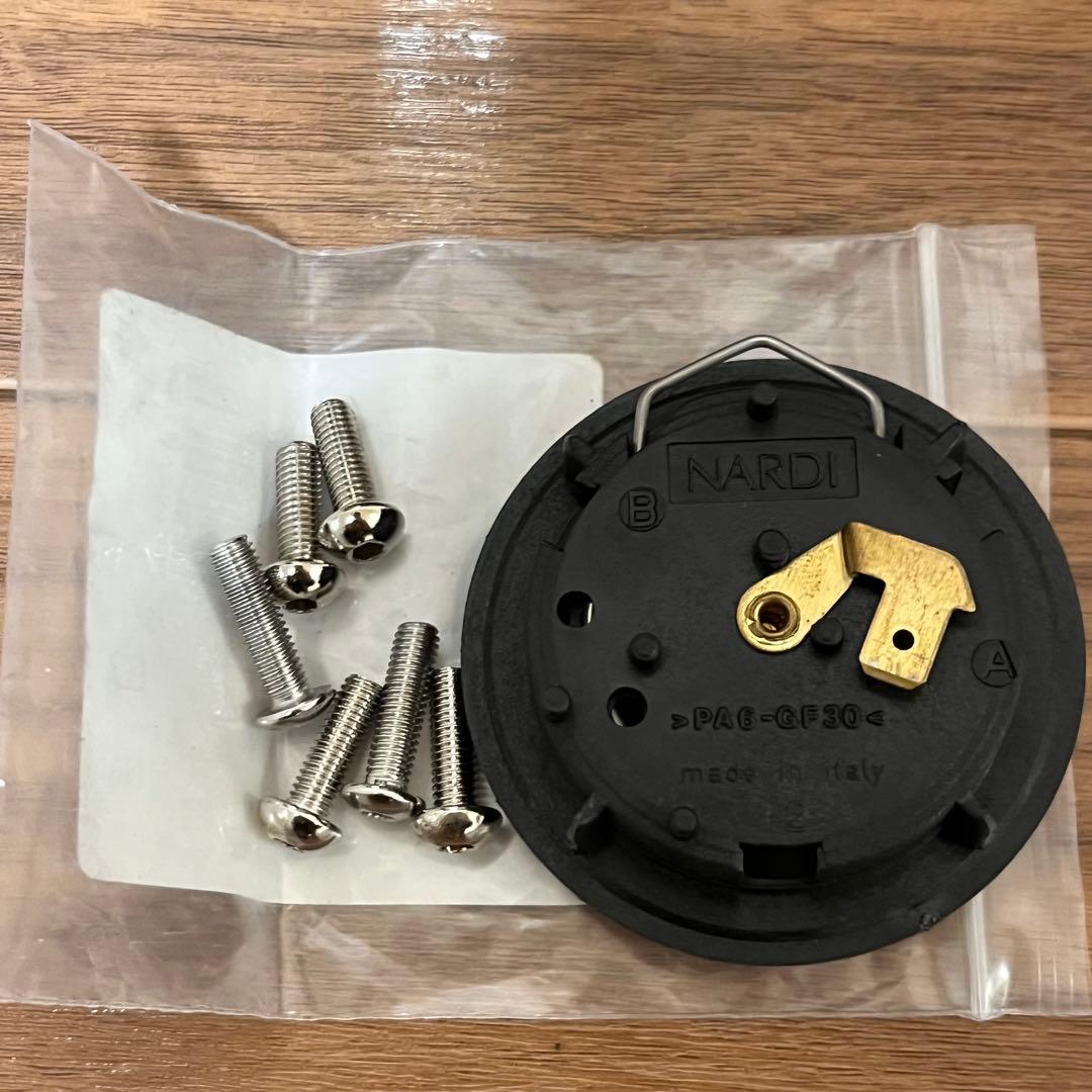 NARDI 4(FOUR) L ブラックレザー/POLスポーク　35パイ